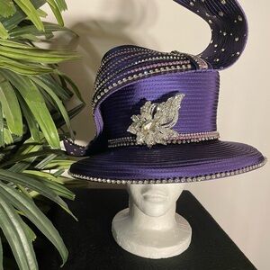 Donna Vinci Couture (H13068) Purple Embellished Hat